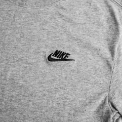 Nike T-Shirt NSW Club - Dark Grey Heather/Black -football 004c9fc36109
