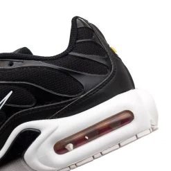 Nike Sneaker Air Max Plus - Black/White Woman -football 12417f3e9fed