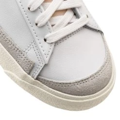 Nike Sneaker Blazer Low '77 Vintage - White/Black Woman -football 1f6369e16d09