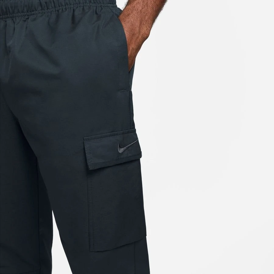 Nike Barcelona Pants NSW Woven - Dark Obsidian 4 Nike Barcelona Pants NSW Woven - Dark Obsidian - Image 4