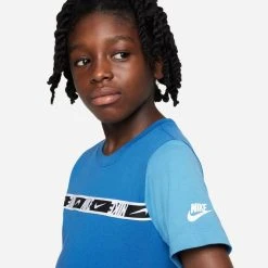 Nike T-Shirt NSW Repeat - Blue/White Kids -football 3d785a6fd26d