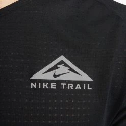 Nike Running Shirt Dri-FIT Trail Solar Chase - Black/White -football 4ae7a0fcff41