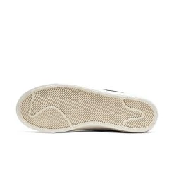 Nike Sneaker Blazer Mid '77 - White/Black Woman -football 55c232dc9536