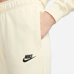 Nike Sweatpants NSW Club Fleece - Coconut Milk/Black Woman -football 6031ae06cf1a