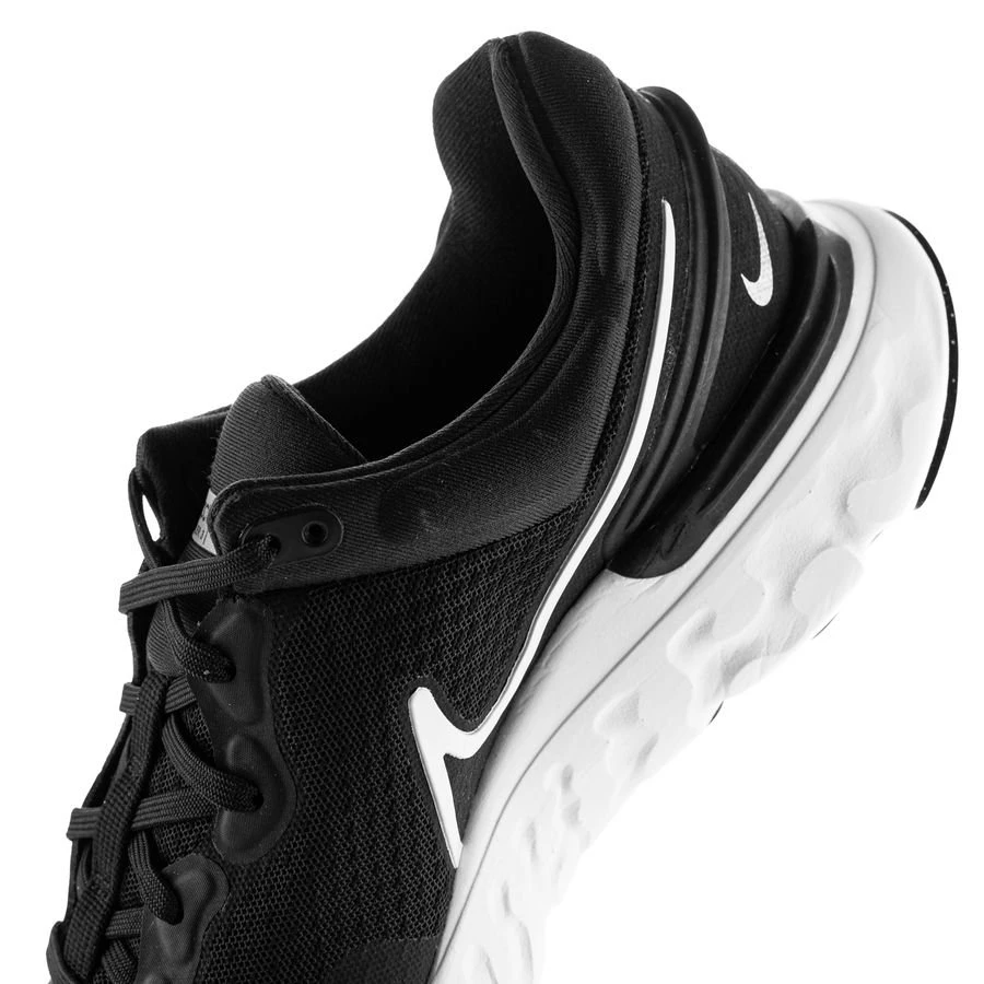 Nike Running Shoe React Miler 3 - Black/White Woman 7 Nike Running Shoe React Miler 3 - Black/White Woman - Image 7