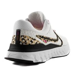 Nike Running Shoe React Infinity Flyknit 3 - White/Black/Pink Prime Woman 11 Nike Running Shoe React Infinity Flyknit 3 - White/Black/Pink Prime Woman -football 6ae2c126200f