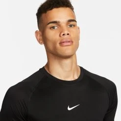 Nike Pro Top Dri-FIT - Black/White -football 7a69910ff829