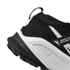 Nike Running Shoe ZoomX Zegama Trail - Black/White Woman -football 7af75fa8b8d5