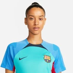 Nike Barcelona Training T-Shirt Dri-FIT Strike - Oracle Aqua/Signal Blue/Obsidian Woman -football 8869f38e1a45