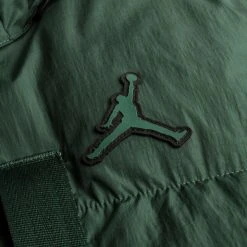 Nike Winter Jacket Down Parka Essentials Jordan - Noble Green 11 Nike Winter Jacket Down Parka Essentials Jordan - Noble Green -football 9f2b80315dce