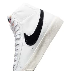 Nike Sneaker Blazer Mid '77 Vintage - White/Black -football a0867c332ea5