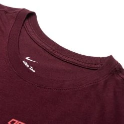 Nike Liverpool T-Shirt Voice - Burgundy Crush -football a2e58d94e27f