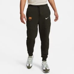 Nike Barcelona Training Trousers NSW Tech Fleece - Sequoia/White