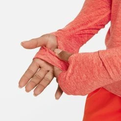 Nike Dri-FIT Element Crew Running Shirt - Crimson/Reflect Silver Woman -football aa1245f3b491