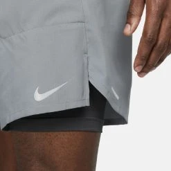 Nike Running Shorts Dri-FIT Stride 2IN1 - Smoke Grey/Reflect Silver -football ba3bf3a5b389