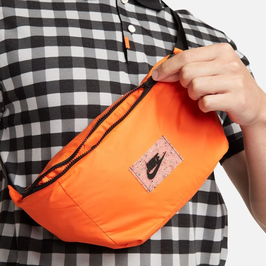 Nike Jacket NSW Woven - Rough Green/Smoke Grey/Safety Orange 6 Nike Jacket NSW Woven - Rough Green/Smoke Grey/Safety Orange - Image 6