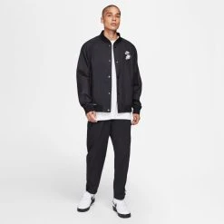 Nike Jacket NSW Woven World Tour - Black/White -football bb39a367eab4