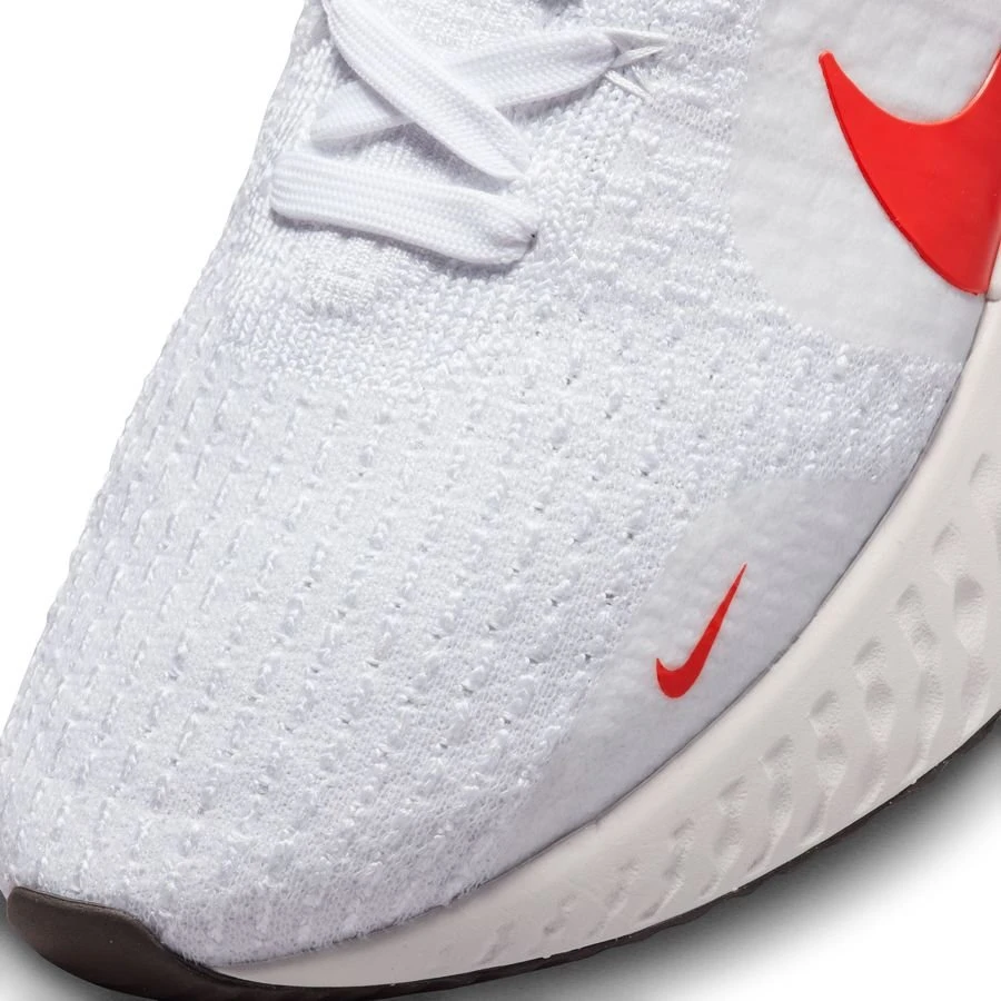 Nike Running Shoe React Infinity Run FK 3 - White/Crimson/Platinum Tint 3 Nike Running Shoe React Infinity Run FK 3 - White/Crimson/Platinum Tint - Image 3