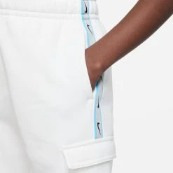 Nike Cargo Pants NSW Repeat Fleece - Summit White/Baltic Blue Kids -football ca82b5bca5d7