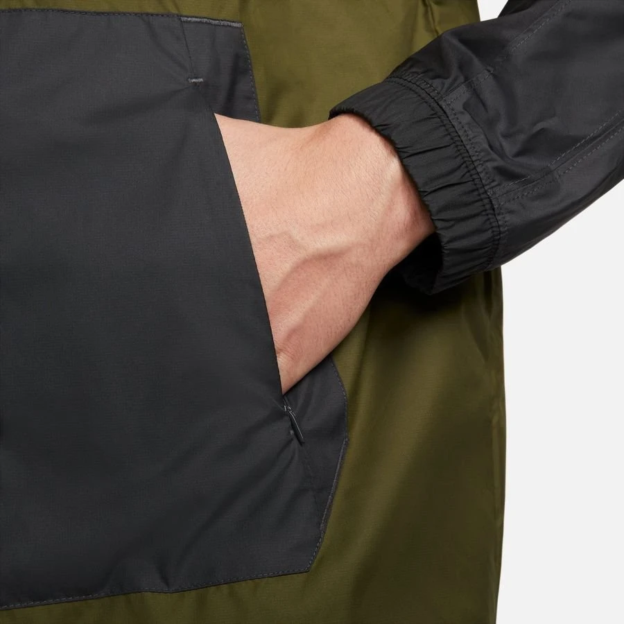 Nike Jacket NSW Woven - Rough Green/Smoke Grey/Safety Orange 4 Nike Jacket NSW Woven - Rough Green/Smoke Grey/Safety Orange - Image 4