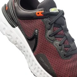 Nike Running Shoe React Miler 3 - Black/Siren Red/Volt -football d03d15dc61f6