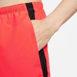 Nike Running Shorts Dri-FIT Challenger - Bright Crimson/Reflect Silver -football da6278647b86