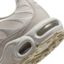 Nike Sneaker Air Max Plus PRM - White Woman 14 Nike Sneaker Air Max Plus PRM - White Woman -football e44328e253f3