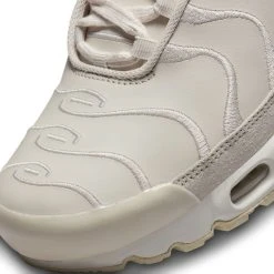 Nike Sneaker Air Max Plus PRM - White Woman 11 Nike Sneaker Air Max Plus PRM - White Woman -football eb6b002ef4b5