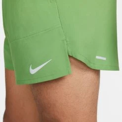 Nike Running Shorts Dri-FIT Stride - Vivid Green/Reflect Silver -football ebe4912bc42d