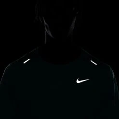 Nike Running T-Shirt Dri-FIT Rise 365 - Light Menta/Reflect Silver 9 Nike Running T-Shirt Dri-FIT Rise 365 - Light Menta/Reflect Silver -football f7a307b12763