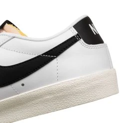 Nike Sneaker Blazer Low '77 Vintage - White/Black Woman -football fb6f94895c2f