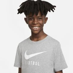 Nike T-Shirt NSW Swoosh - Grey Heather/White Kids 6 Nike T-Shirt NSW Swoosh - Grey Heather/White Kids -football fb8323e0e86d