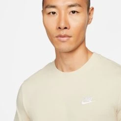 Nike T-Shirt NSW Club - Rattan/White -football fc47b9d752df