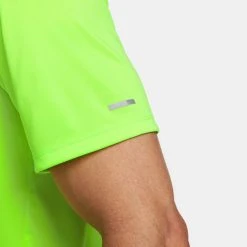 Nike Running T-Shirt Dri-FIT Run Division - Ghost Green/Reflect Silver -football fc9bd2a4f53c