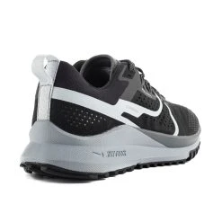 Nike Running Shoe React Pegasus Trail 4 - Black/Dark Grey/Wolf Grey -football fdebec3dbacf